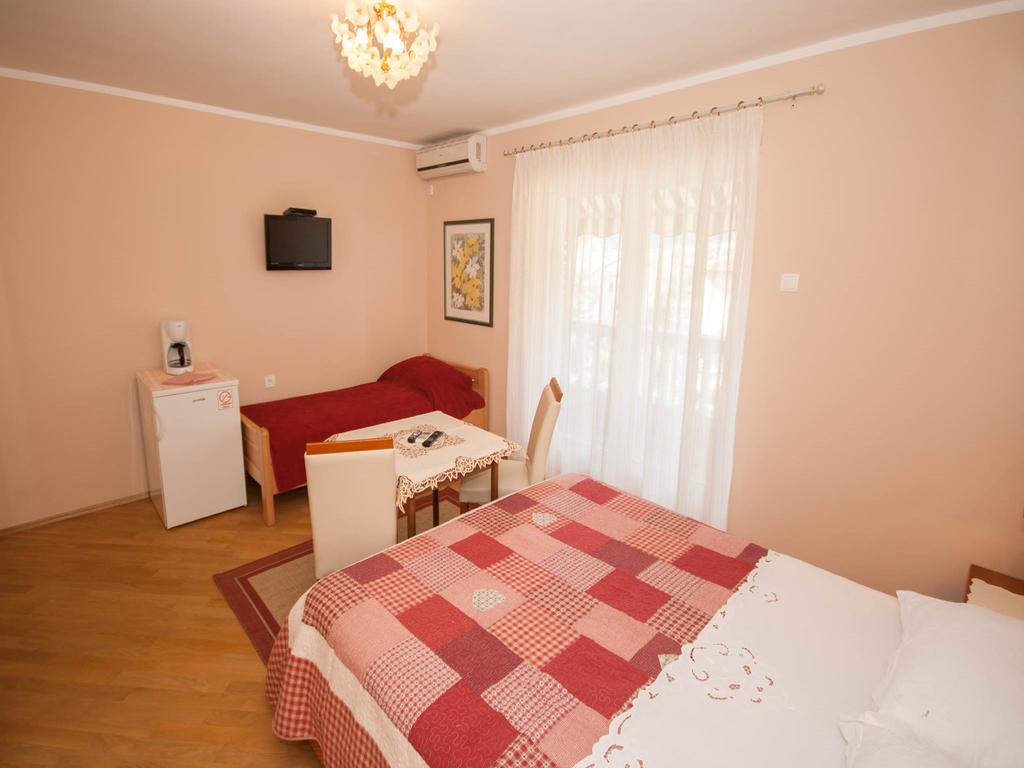 Rooms Nadica Baška Εξωτερικό φωτογραφία